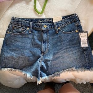 Universal thread high rise shorts